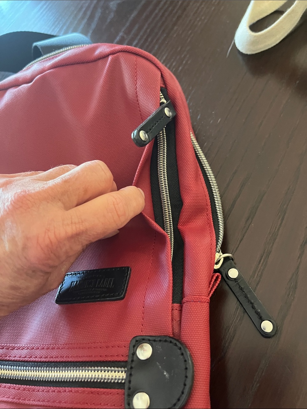 Harvest label Compact Red Sling Backpack for unisex  - Everyday Crossbody Carry - Picture 6 of 7